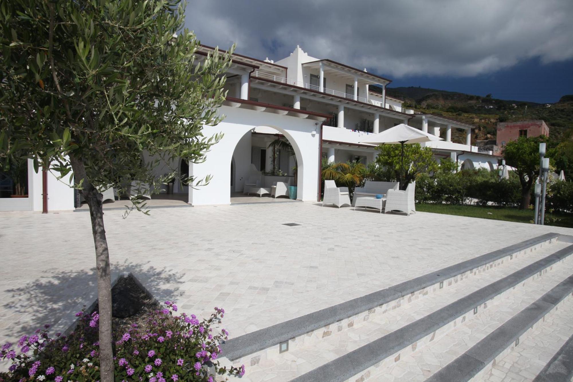 Hotel Mea - Aeolian Charme Città di Lipari Esterno foto