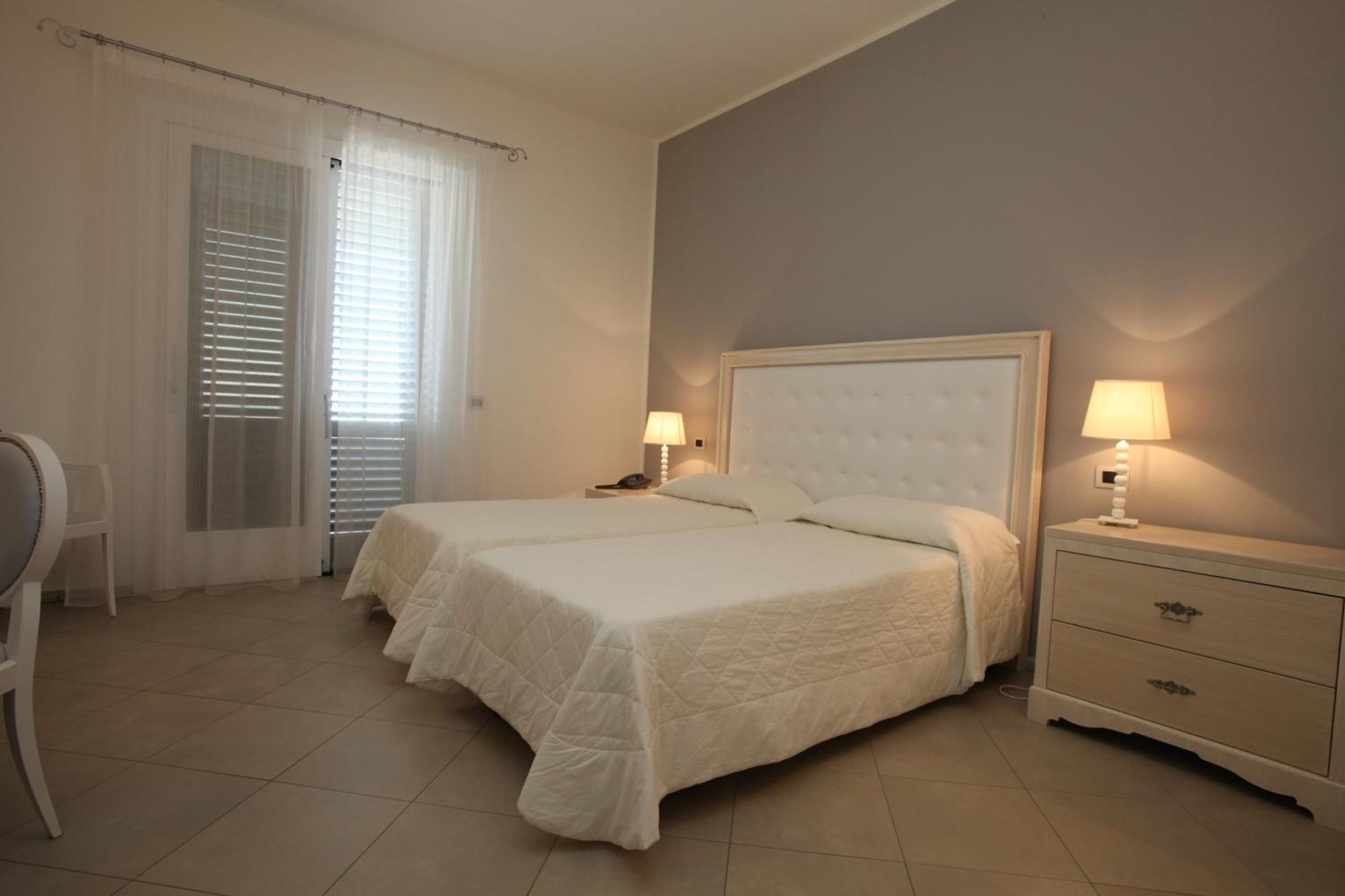 Hotel Mea - Aeolian Charme Città di Lipari Camera foto
