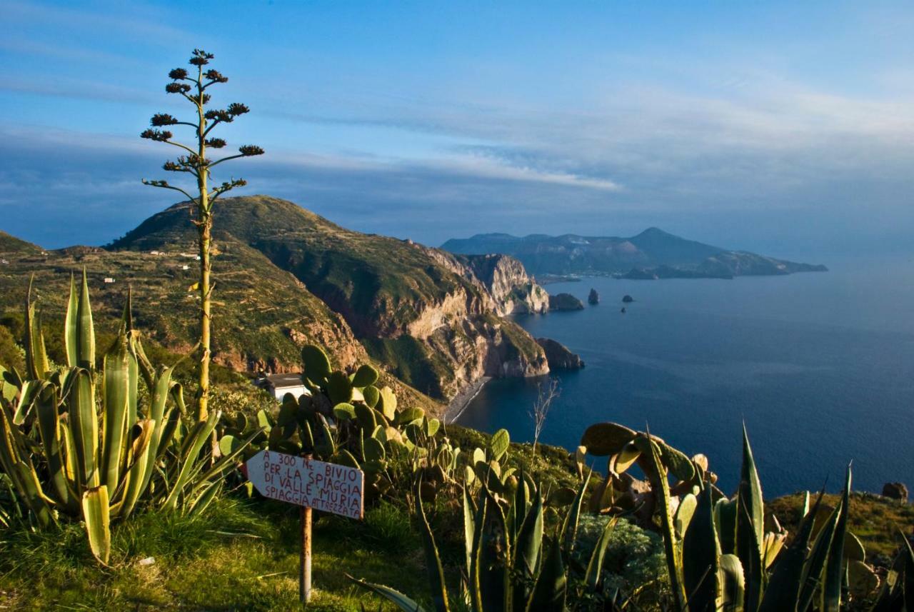 Hotel Mea - Aeolian Charme Città di Lipari Esterno foto