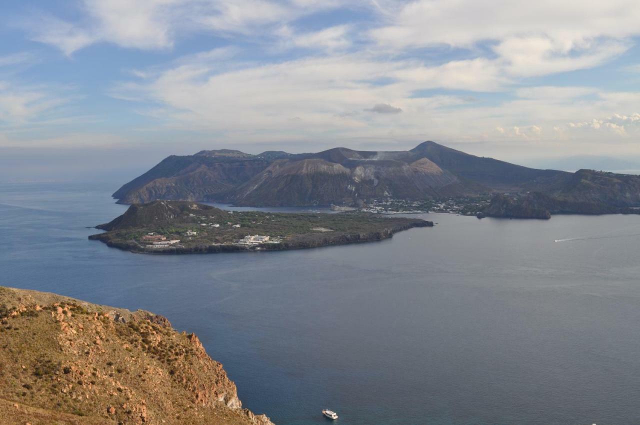 Hotel Mea - Aeolian Charme Città di Lipari Esterno foto