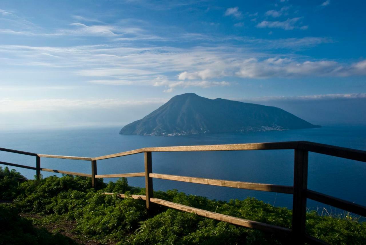 Hotel Mea - Aeolian Charme Città di Lipari Esterno foto